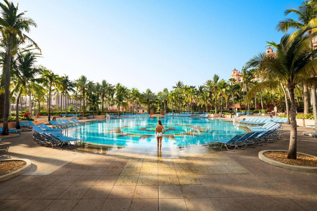 10 nights Holiday Deal in Orlando & Nassau Bahamas on Room Only Basis, Starting from £ 4699 Per Family