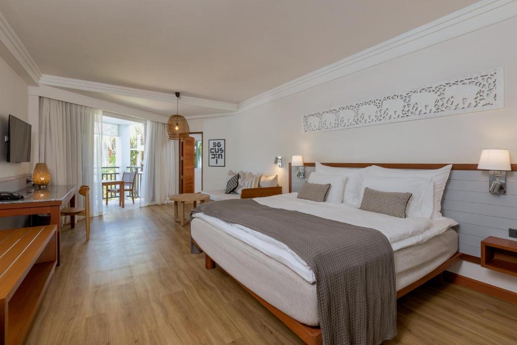 10 Nights in Thailand's Triple Center Holiday deal with Breakfast Basis, Starting From £1,399 pp