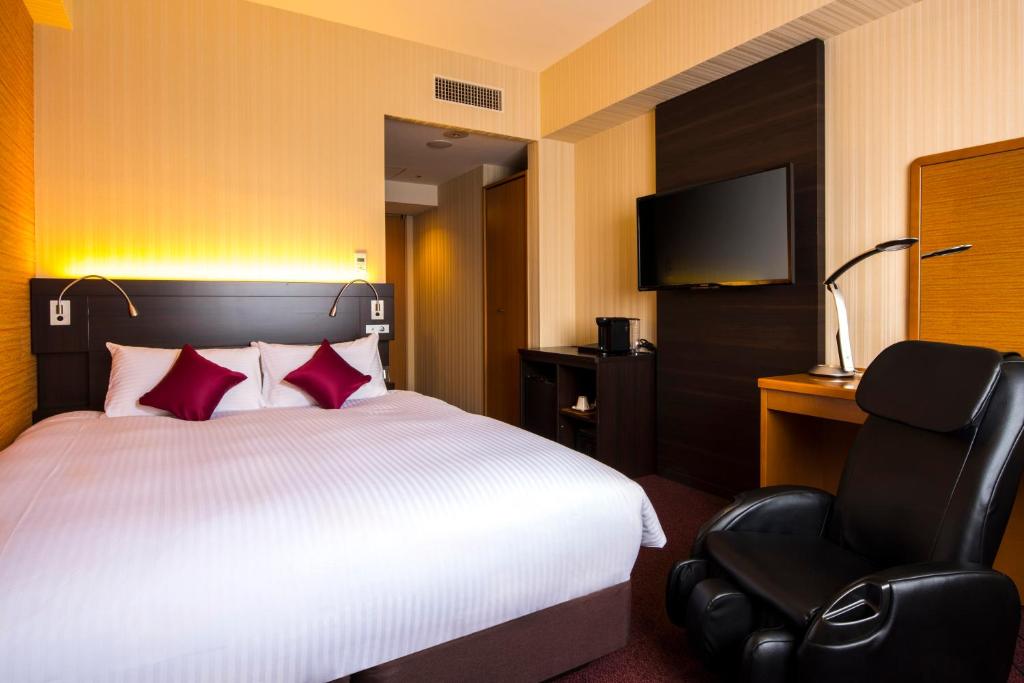 12-Night Japan Multi-Centre Rail Adventure from £1,299pp