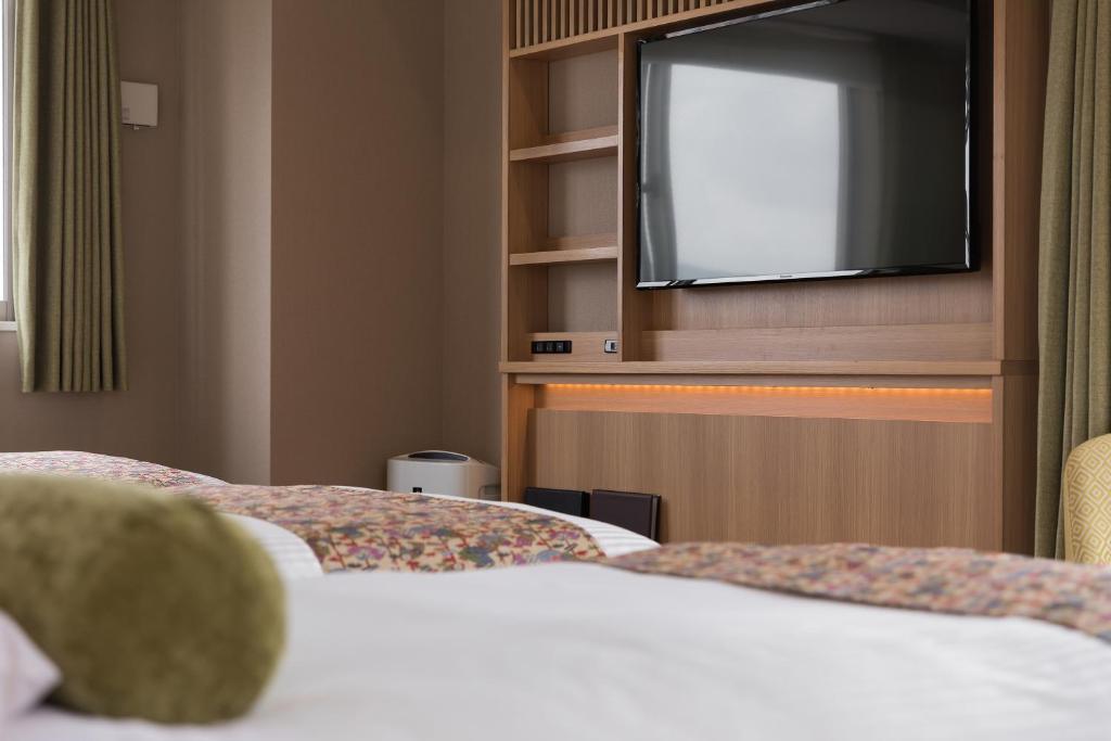 12-Night Japan Multi-Centre Rail Adventure from £1,299pp