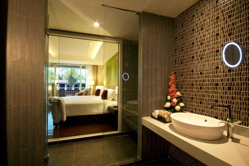 12-Night Luxury Thailand Romance Escape from £1,299pp