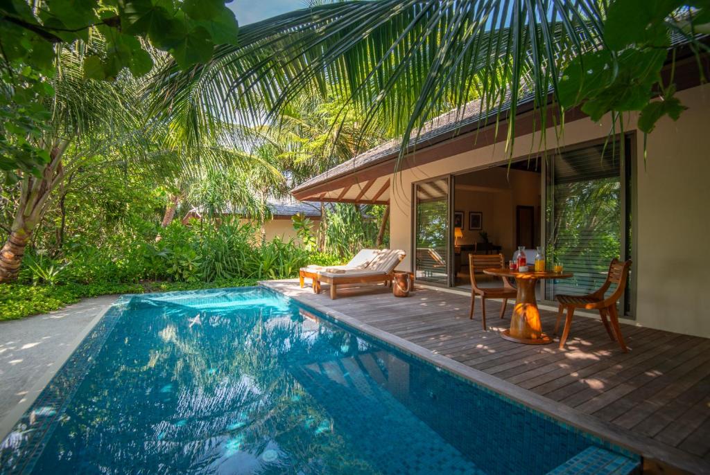 07 Nights Holiday Deal for Residence Maldives at Dhigurah with Sunrise Water Pool Villa, Starting from £ 2,399 PP
