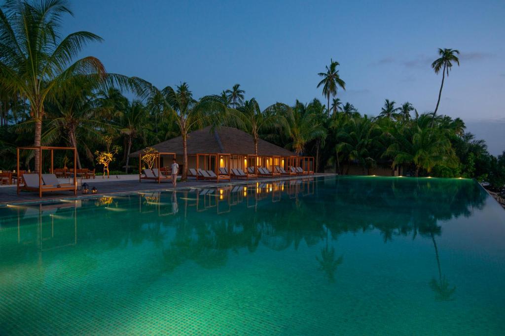 07 Nights Holiday Deal for Residence Maldives at Dhigurah with Sunrise Water Pool Villa, Starting from £ 2,399 PP
