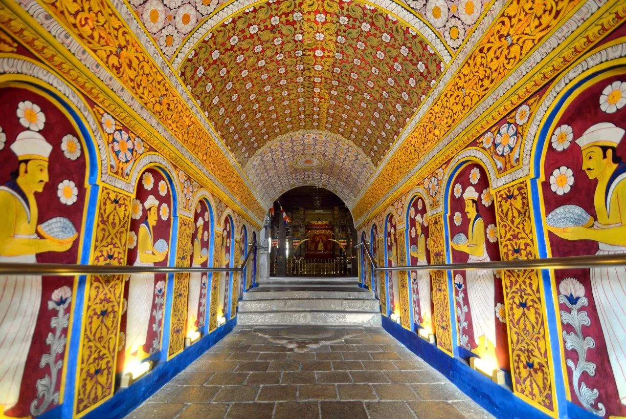 12 Nights Exclusive Sri Lanka Private Tour with Dubai From Only £1849pp (Summer 2026 – June)