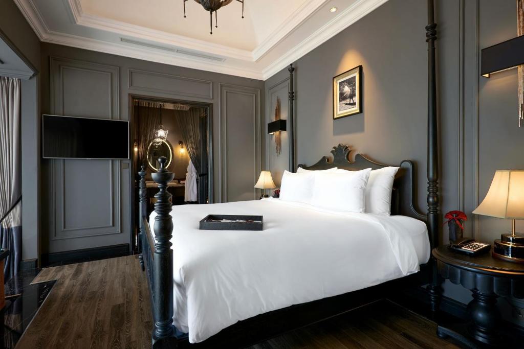 16-Night Vietnam & Thailand Luxury Multi-Centre from £1,599pp