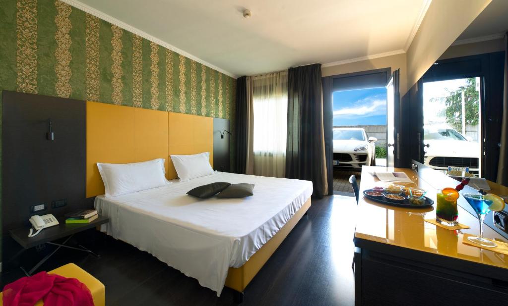 Italy Multi-City Escape Rome • Florence • Venice • Milan 08 Nights | Jan 2026 Departures From Just £499 Per Person