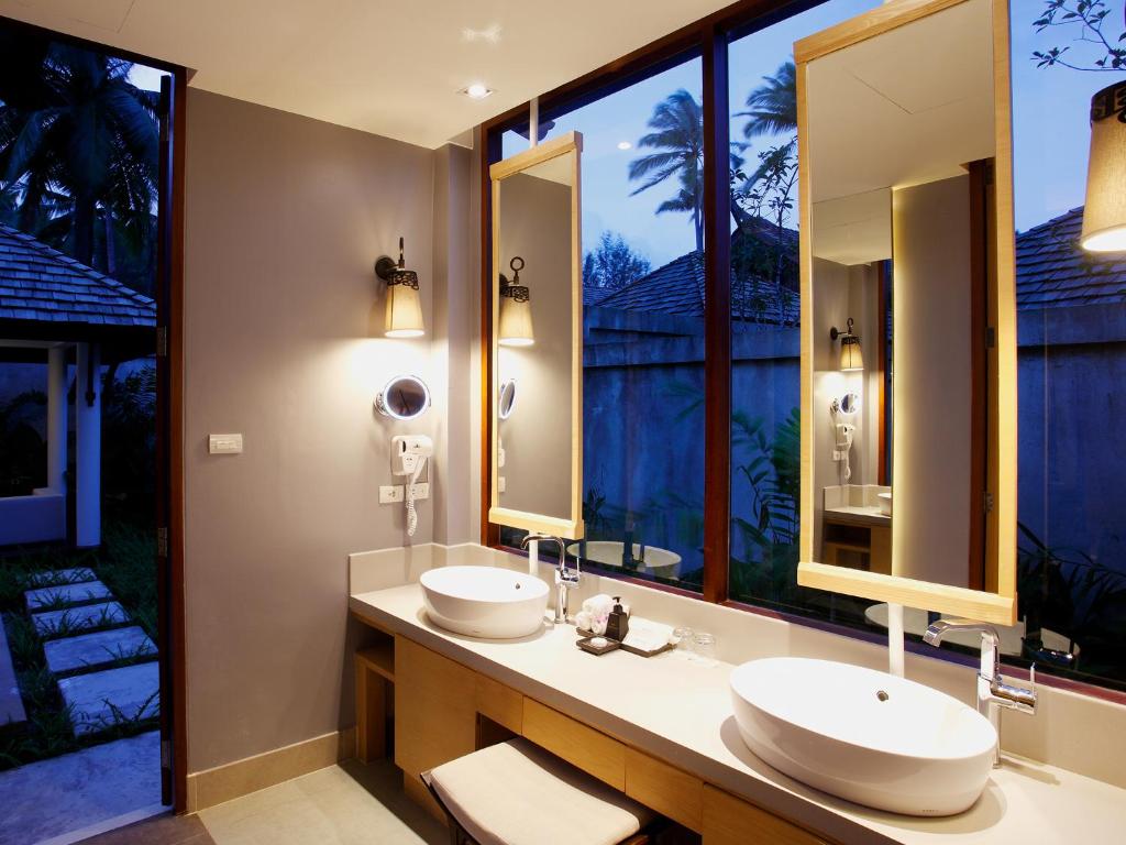 12-Night Luxury Thailand Romance Escape from £1,299pp