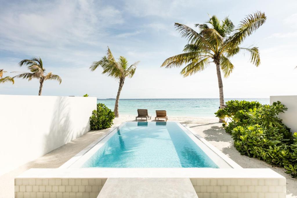 07 Nights Sun Siyam Olhuveli Maldives 2026 Escape – All Meals, All Magic – Only £1499pp!