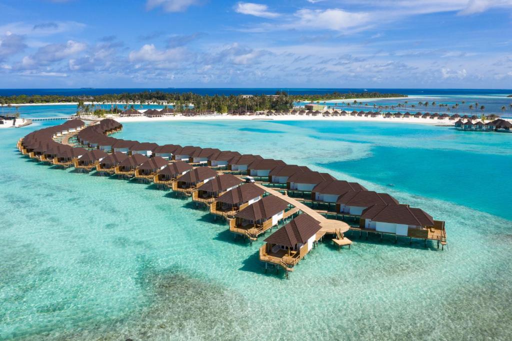 07 Nights Sun Siyam Olhuveli Maldives 2026 Escape – All Meals, All Magic – Only £1499pp!