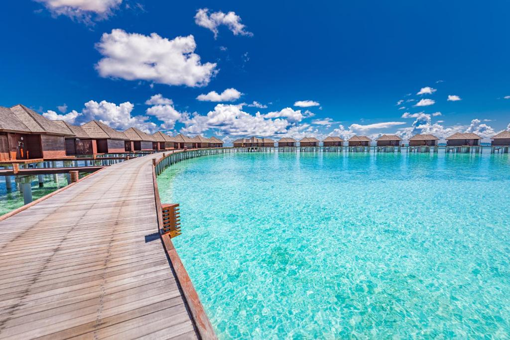 07 Nights Sun Siyam Olhuveli Maldives 2026 Escape – All Meals, All Magic – Only £1499pp!