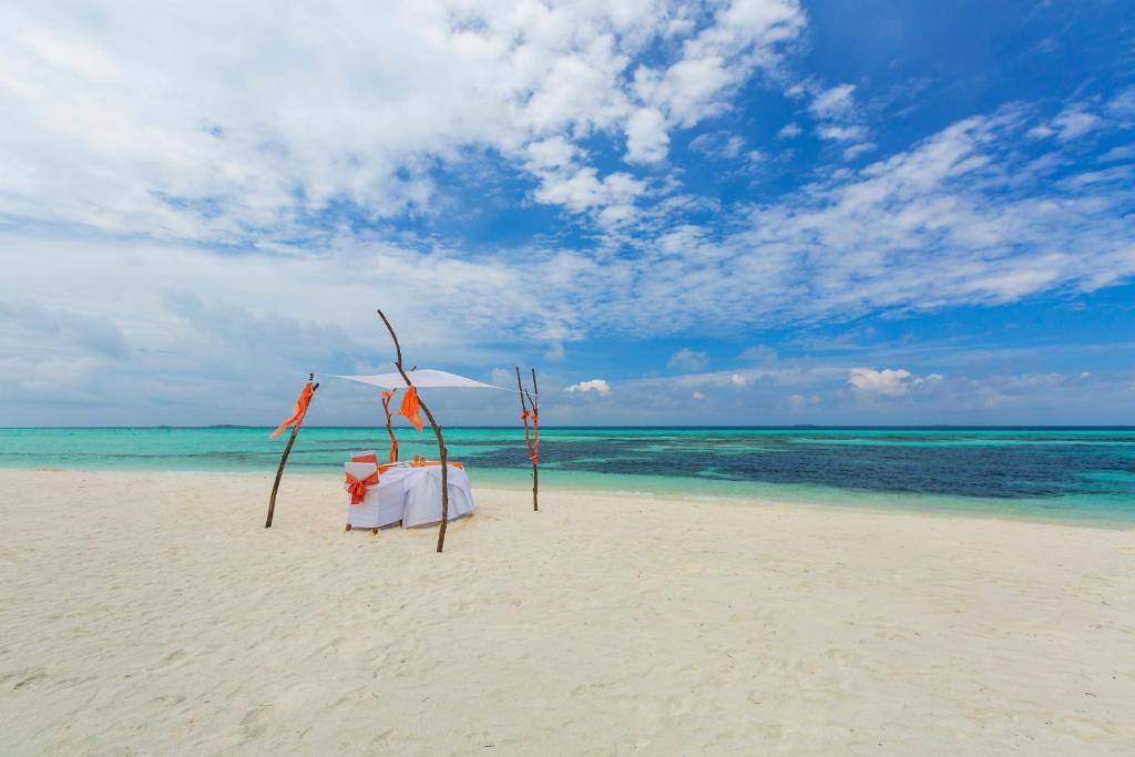 07 Nights Sun Siyam Olhuveli Maldives 2026 Escape – All Meals, All Magic – Only £1499pp!