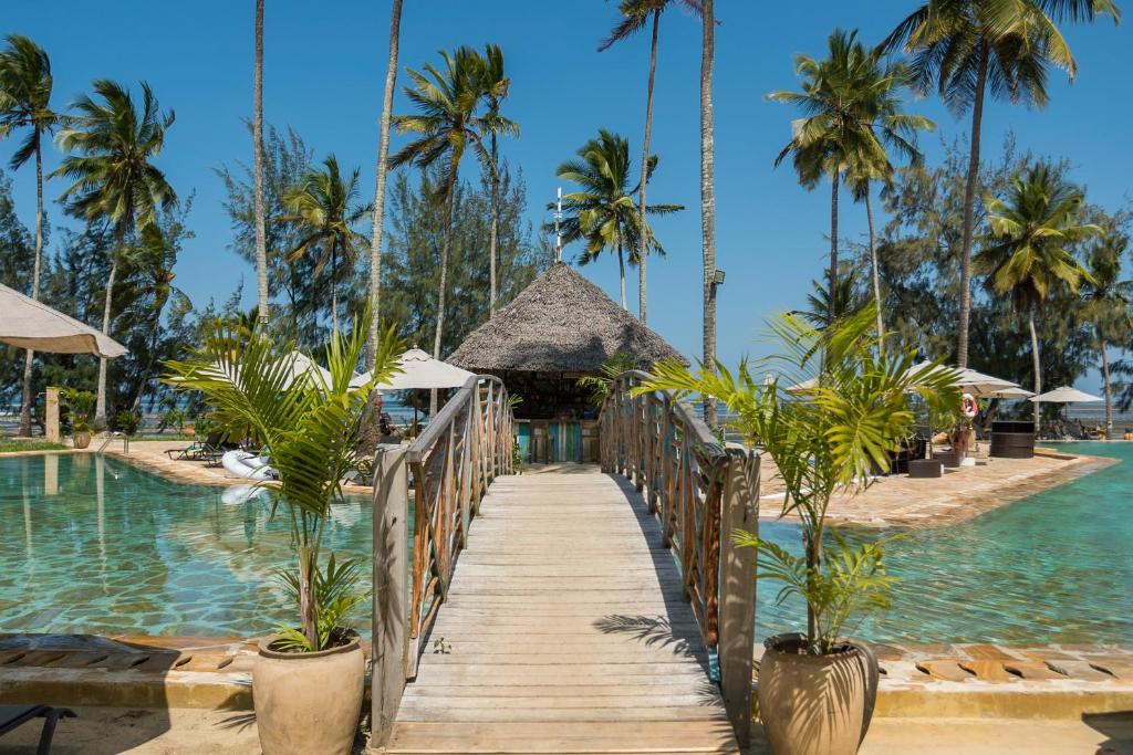 14 Nights Long Stay Holiday Deal in Zanzibar Bay Resort & Spa With Standard Room, Starting from £ 1,299