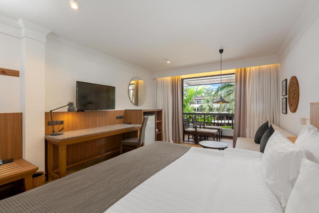 12-Night Luxury Thailand Romance Escape from £1,299pp