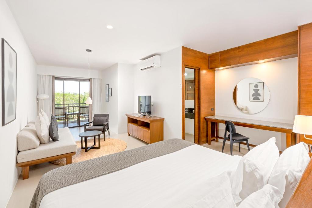 12-Night Luxury Thailand Romance Escape from £1,299pp