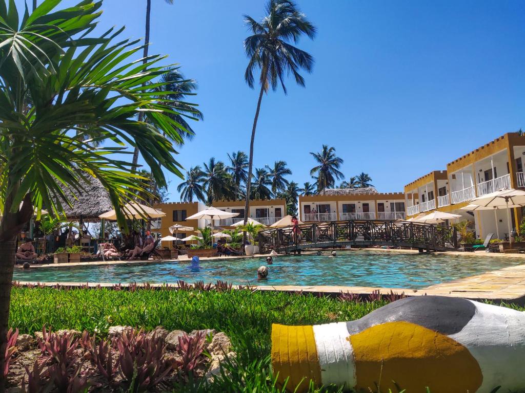 14 Nights Long Stay Holiday Deal in Zanzibar Bay Resort & Spa With Standard Room, Starting from £ 1,299