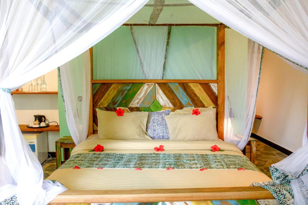 14 Nights Long Stay Holiday Deal in Zanzibar Bay Resort & Spa With Standard Room, Starting from £ 1,299