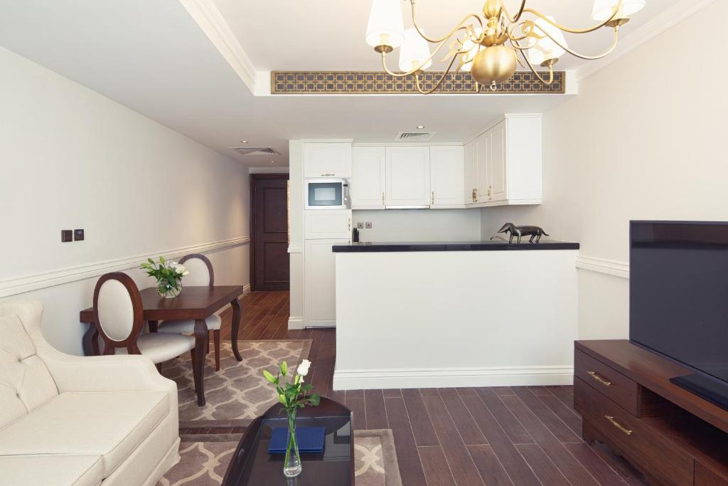 03 Nights Holiday Deal for ANANTARA THE PALM DUBAI RESORT With DELUXE LAGOON VIEW & Half Board starting from £ 2299 Per Family