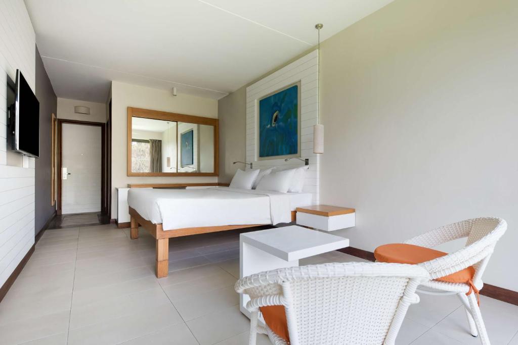 10 Nights Holiday Deal for Radisson Blu Poste Lafayette Resort & Spa with Superior Ocean Room, Starting from £ 1,949 PP