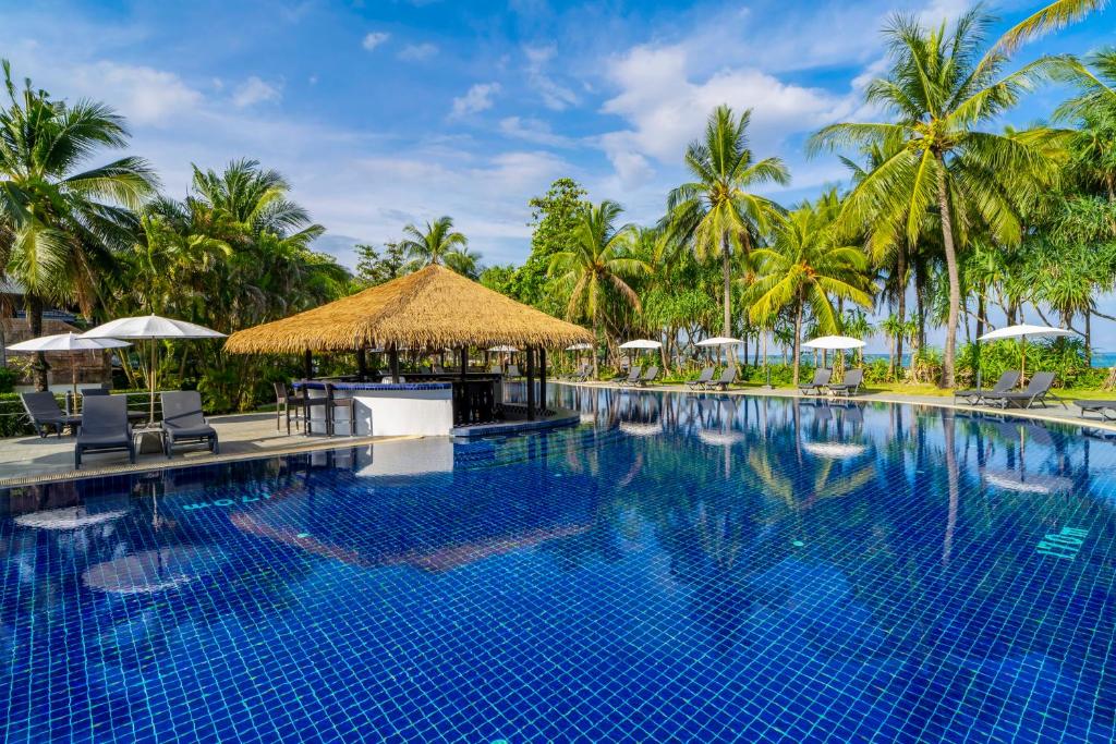 12-Night Luxury Thailand Romance Escape from £1,299pp
