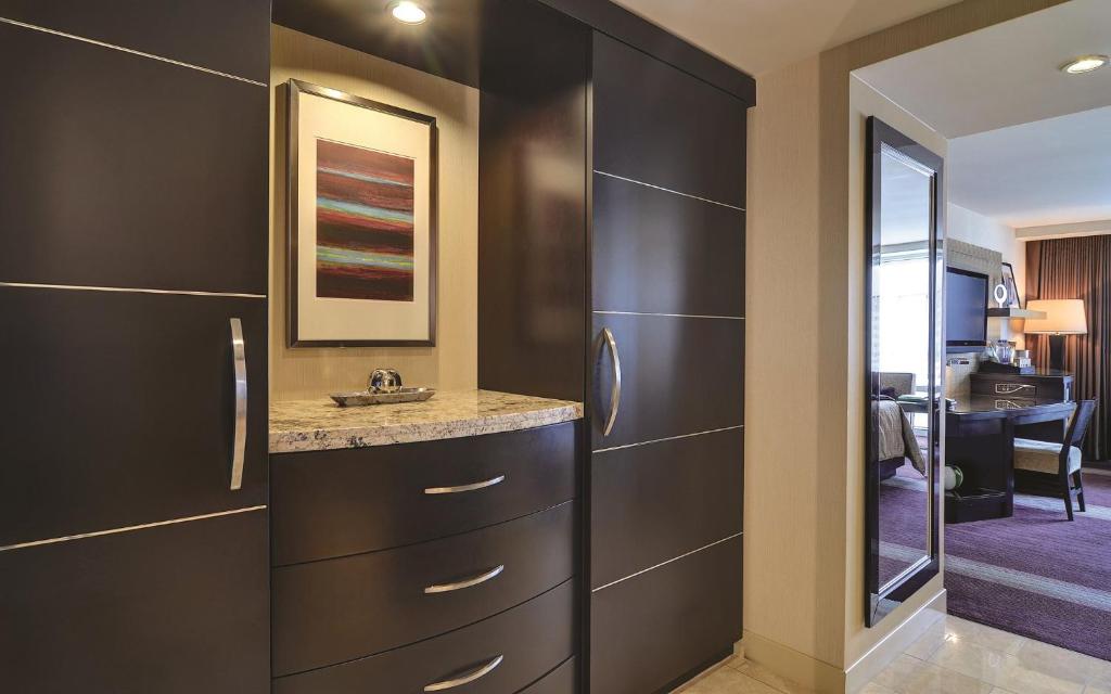 10 Nights Holiday Deal for ARIA RESORT & CASINO & Royalton Splash Riviera Cancun with All Inclusive, Starting from £ 1,999 PP