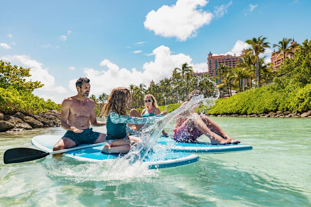 10 nights Holiday Deal in Orlando & Nassau Bahamas on Room Only Basis, Starting from £ 4699 Per Family