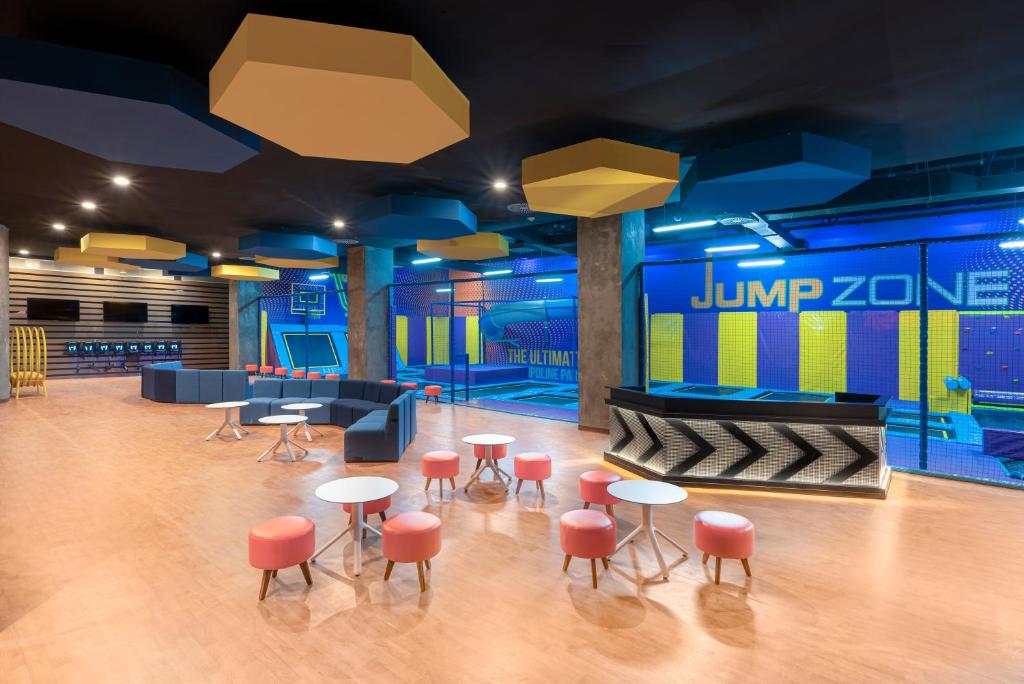 10 Nights Holiday Deal for ARIA RESORT & CASINO & Royalton Splash Riviera Cancun with All Inclusive, Starting from £ 1,999 PP