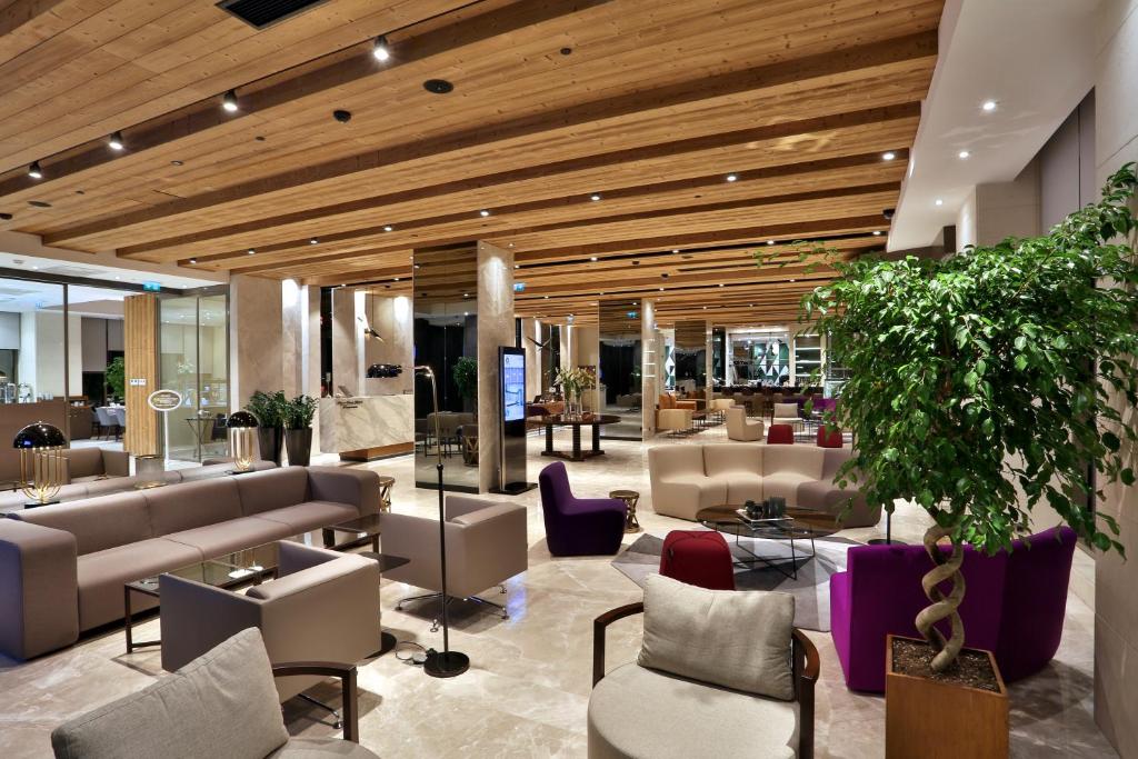 07 Nights Holiday Deal for Dosso Dossi Hotels & Spa Downtown with Standard Room, Starting from £ 299 PP