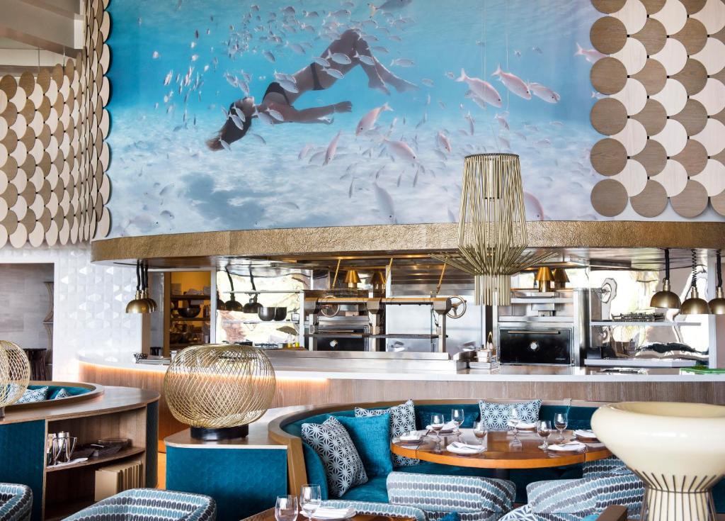 10 nights Holiday Deal in Orlando & Nassau Bahamas on Room Only Basis, Starting from £ 4699 Per Family