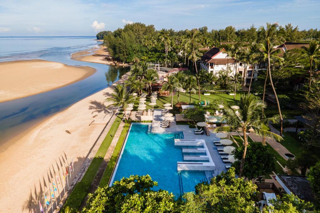 10 Nights in Thailand's Triple Center Holiday deal with Breakfast Basis, Starting From £1,399 pp