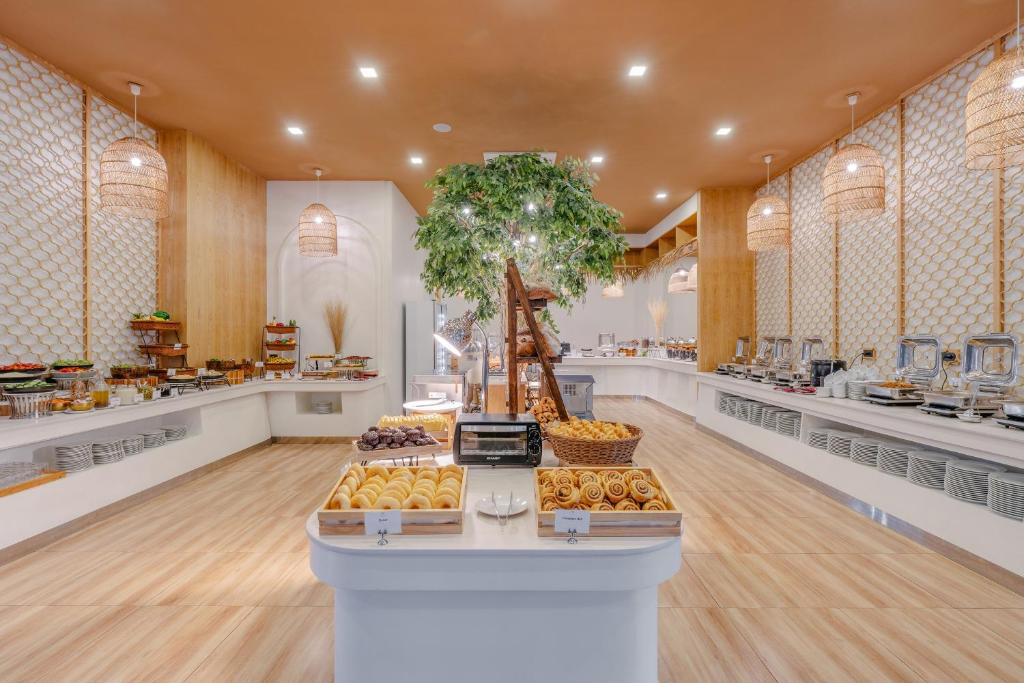 14 Nights Holiday Deal for Emerald Beach Resort Phuket with Deluxe Pool View Room, Starting from £ 1,099 PP 