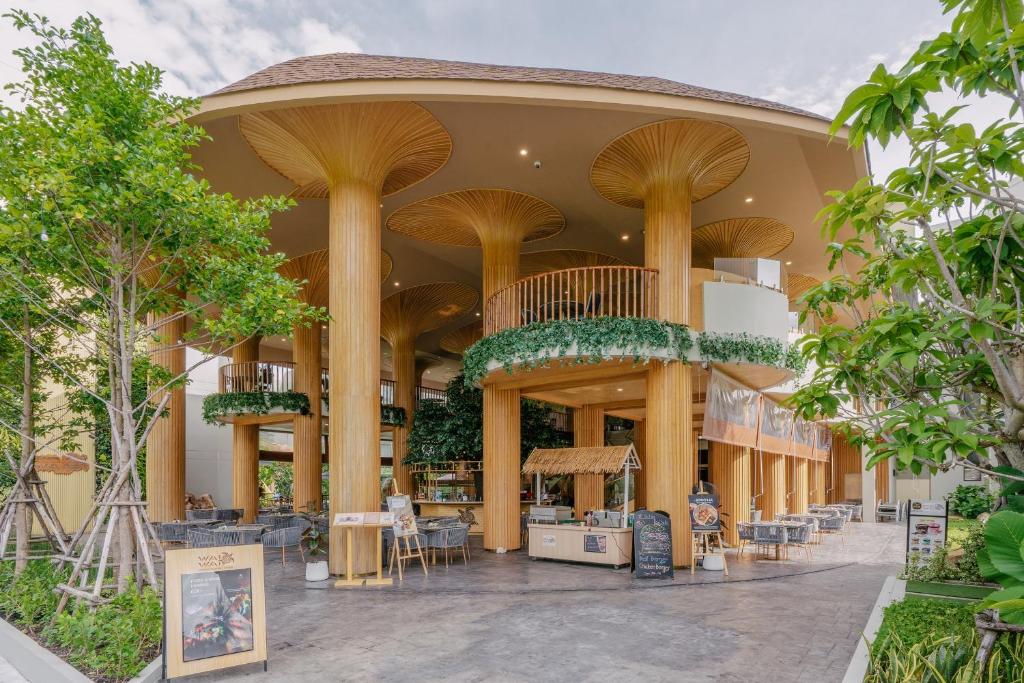 14 Nights Holiday Deal for Emerald Beach Resort Phuket with Deluxe Pool View Room, Starting from £ 1,099 PP 