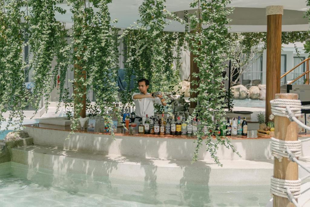 14 Nights Holiday Deal for Emerald Beach Resort Phuket with Deluxe Pool View Room, Starting from £ 1,099 PP 