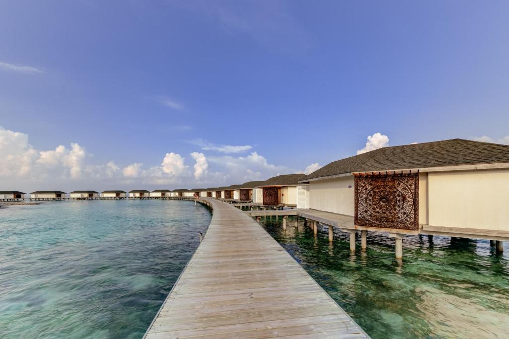 Get Dubai + Maldives Luxury Dream Deal from £2,199pp