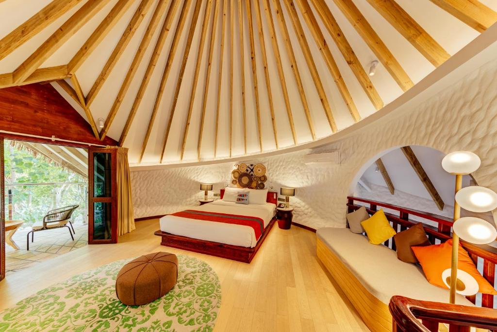 Get Dubai + Maldives Luxury Dream Deal from £2,199pp