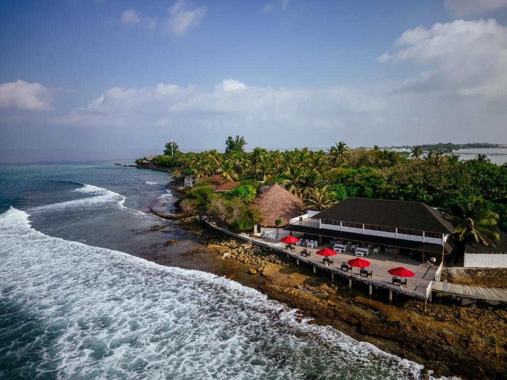 Get Dubai + Maldives Luxury Dream Deal from £2,199pp