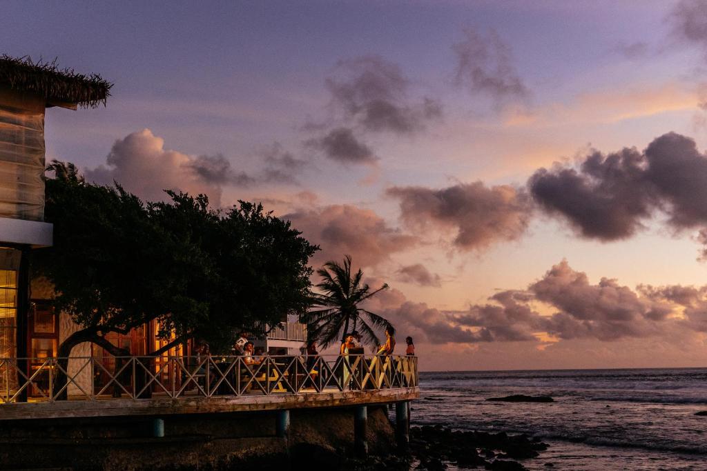 Get Dubai + Maldives Luxury Dream Deal from £2,199pp