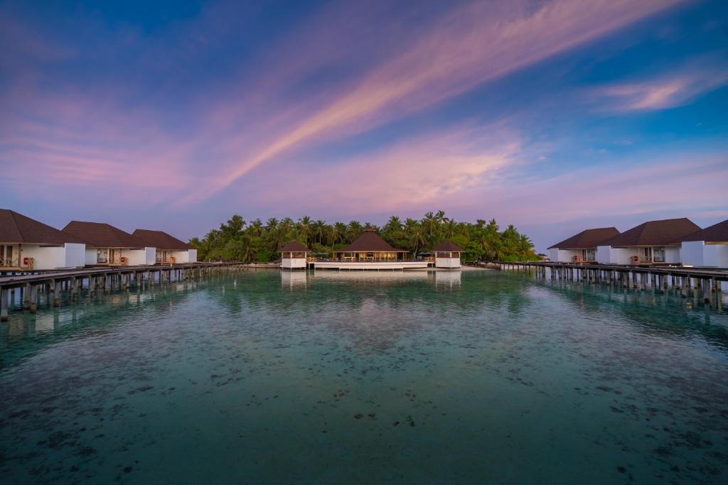 07 Nights Holiday Deal for Ellaidhoo Maldives by Cinnamon Superior Room, Starting from £ 1,399 PP