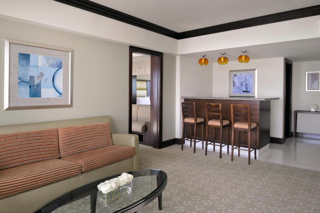 10 Nights Holiday Deal for InterContinental Abu Dhabi & Siyam World Maldives with Wow! All Inclusive, Starting from £ 2,249 PP