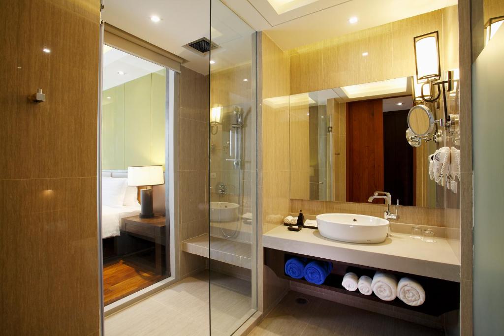 12-Night Luxury Thailand Romance Escape from £1,299pp