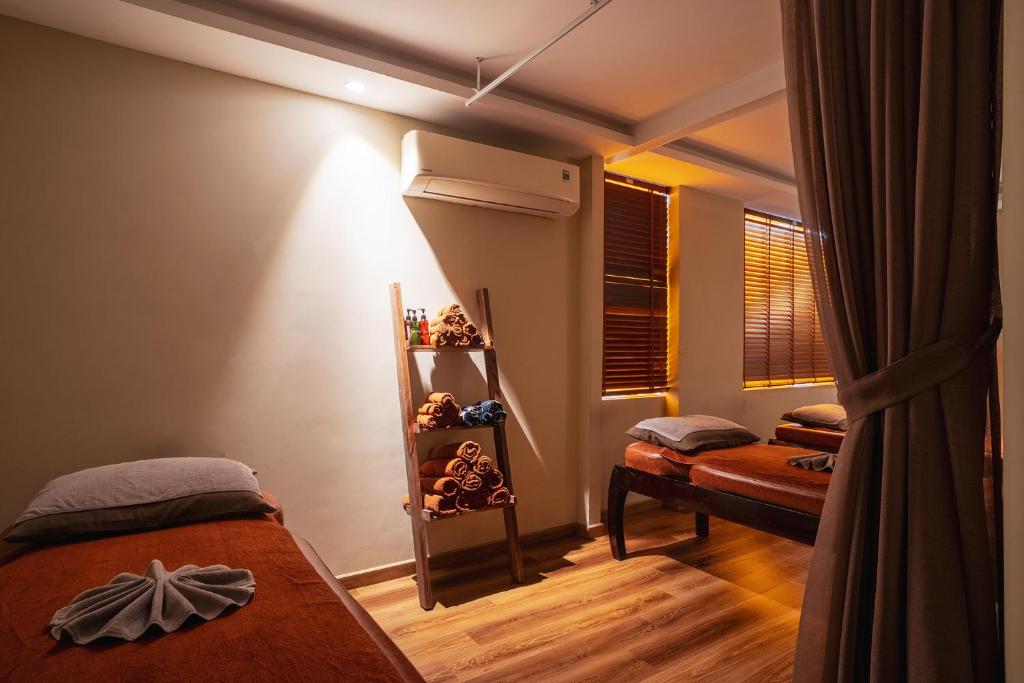 16-Night Vietnam & Thailand Luxury Multi-Centre from £1,599pp