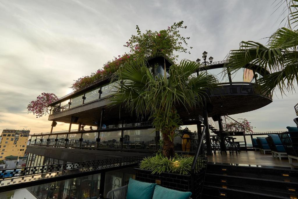 16-Night Vietnam & Thailand Luxury Multi-Centre from £1,599pp