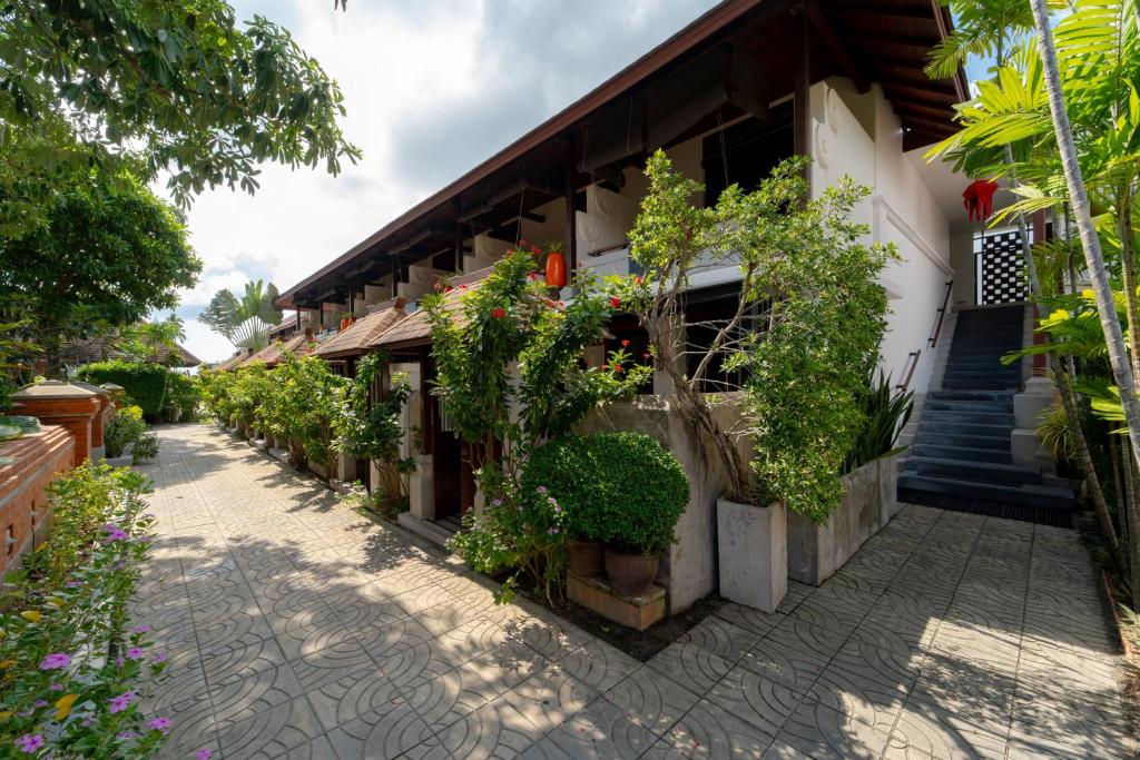 Black Friday Exclusive — 14 Nights Thailand Multi-Center for Just £1299pp
