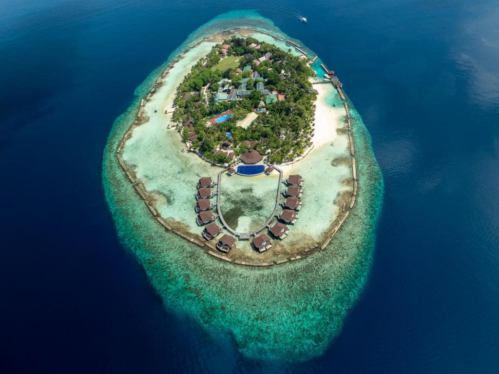 07 Nights Holiday Deal for Ellaidhoo Maldives by Cinnamon Superior Room, Starting from £ 1,399 PP