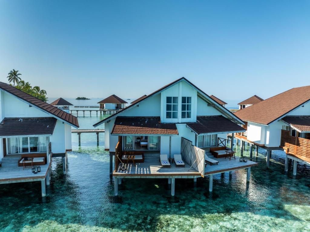 07 Nights Holiday Deal for Ellaidhoo Maldives by Cinnamon Superior Room, Starting from £ 1,399 PP