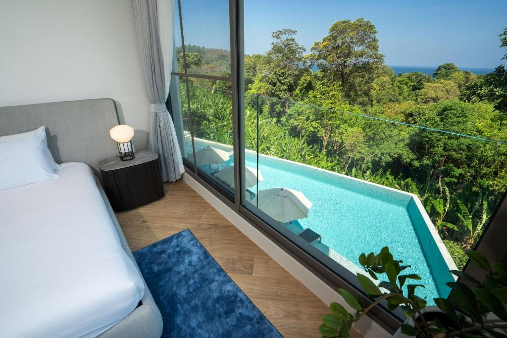 SUMMER EXCLUSIVE DEAL 7 NIGHTS Patong Bay Residence – PHUKET price starting from £799/pp