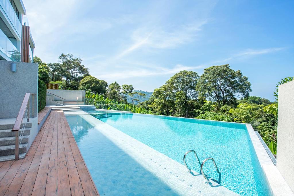 SUMMER EXCLUSIVE DEAL 7 NIGHTS Patong Bay Residence – PHUKET price starting from £799/pp