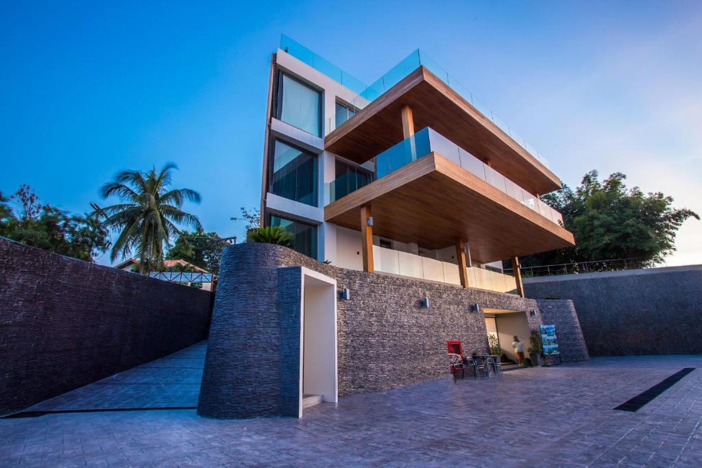 SUMMER EXCLUSIVE DEAL 7 NIGHTS Patong Bay Residence – PHUKET price starting from £799/pp