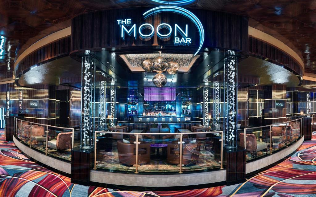 10 nights Holiday Deal in Orlando & Nassau Bahamas on Room Only Basis, Starting from £ 4699 Per Family