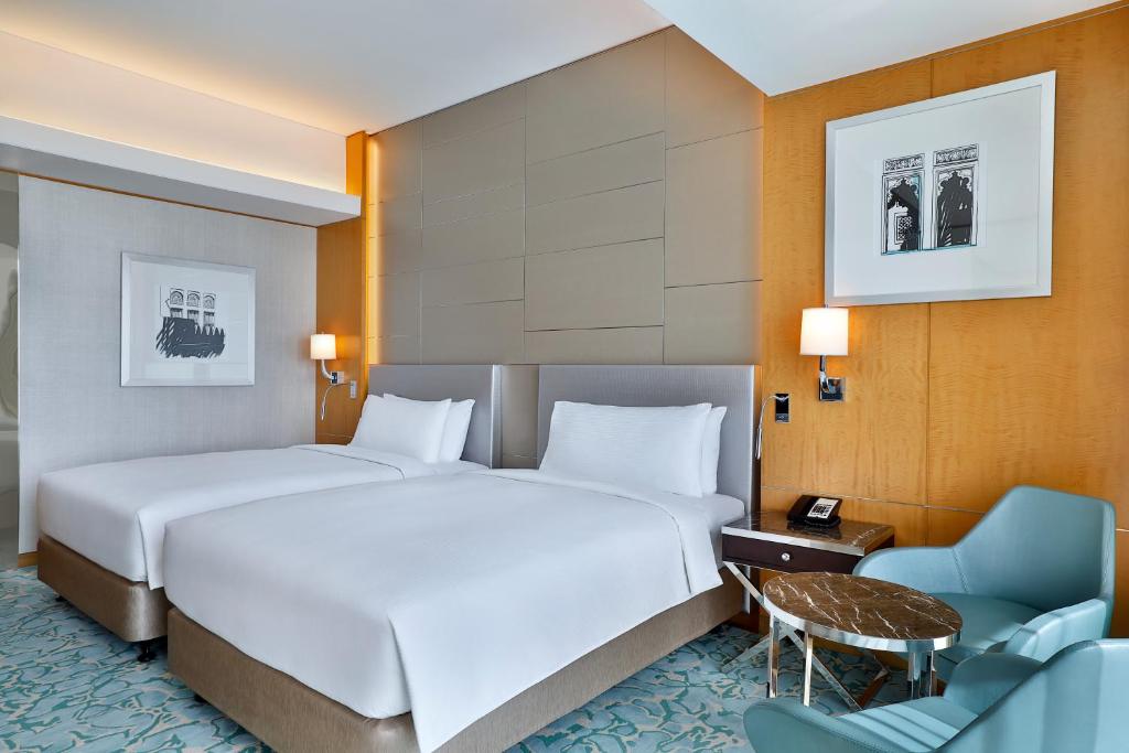 Get Dubai + Maldives Luxury Dream Deal from £2,199pp
