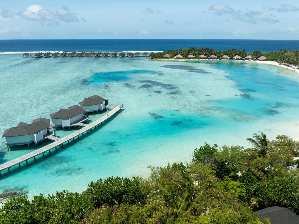 Get Dubai + Maldives Luxury Dream Deal from £2,199pp